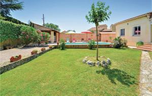 Maisons de vacances Gorgeous Home In St Andr Dolrargues With Outdoor Swimming Pool : photos des chambres