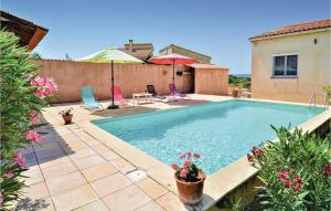 Maisons de vacances Awesome Home In St Andr Dolrargues With 3 Bedrooms, Indoor Swimming Pool And Outdoor Swimming Pool : photos des chambres