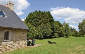 Maisons de vacances Beautiful home in Tregunc with 1 Bedrooms and WiFi : photos des chambres