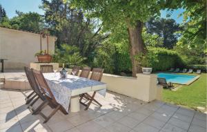 Maisons de vacances Beautiful Home In Aix En Provence With 4 Bedrooms, Wifi And Outdoor Swimming Pool : photos des chambres