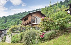 2 Bedroom Lovely Home In Lamon