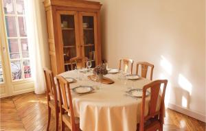 Appartements Amazing apartment in Mers-les-Bains with 2 Bedrooms and WiFi : photos des chambres