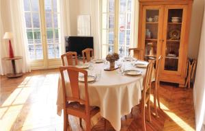 Appartements Amazing apartment in Mers-les-Bains with 2 Bedrooms and WiFi : photos des chambres