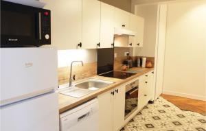 Appartements Amazing apartment in Mers-les-Bains with 2 Bedrooms and WiFi : photos des chambres