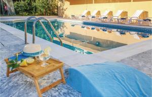 Gorgeous Home In Benalmádena With Wifi