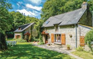 Amazing Home In Guern With Wifi