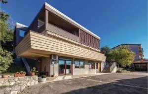 1 Bedroom Gorgeous Apartment In Rijeka - Turan