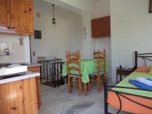 Renesis Studios & Apartments Zakynthos Greece