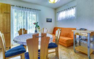 Amazing Home In Buje With 3 Bedrooms, Wifi And Outdoor Swimming Pool