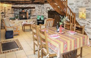 Amazing home in Douarnenez with 2 Bedrooms and WiFi