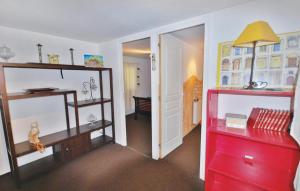 Maisons de vacances Amazing Home In Salernes With Wifi : photos des chambres