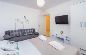 Amazing Apartment In Opatija With Wifi 