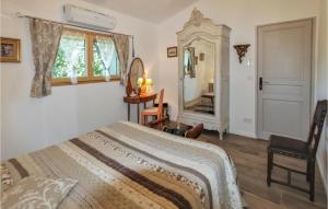 Maisons de vacances Stunning Home In Saignon With 2 Bedrooms, Wifi And Outdoor Swimming Pool : photos des chambres