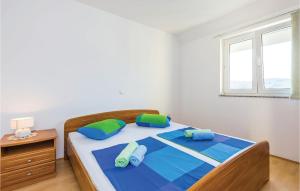 Beautiful Apartment In Supetarska Draga With Wifi 