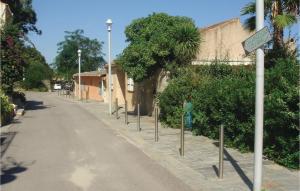 Maisons de vacances 3 Bedroom Gorgeous Home In Cervione : photos des chambres