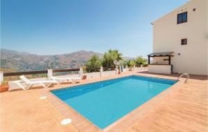 Awesome Home In Jete With 3 Bedrooms Wifi And Swimming Pool