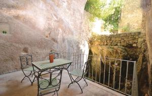 Appartements Awesome home in Bonnieux with 3 Bedrooms : photos des chambres