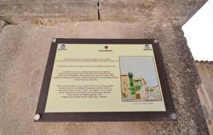 Appartements 3 Bedroom Nice Home In Bonnieux : photos des chambres