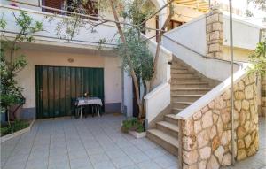 Cozy Apartment In Barbat-Rab With Wifi