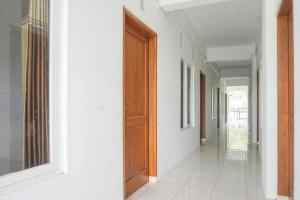 RedDoorz Plus near Taman Rekreasi Selecta 2