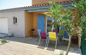 Maisons de vacances Beautiful home in Torreilles - Plage with 2 Bedrooms, WiFi and Outdoor swimming pool : photos des chambres