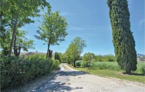 Maisons de vacances Amazing home in Barjac with 3 Bedrooms, WiFi and Outdoor swimming pool : photos des chambres