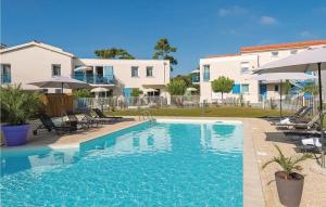 Nice apartment in Saint Palais sur Mer with 1 Bedrooms, WiFi and Outdoor swimming pool