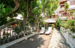 5 Bedroom Nice Home In Santa Pola