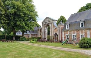Maisons de vacances Nice Home In Gouy St, Andre With Wifi : photos des chambres