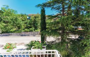 1 Bedroom Cozy Apartment In Selce