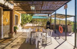 5 Bedroom Amazing Home In Archidona