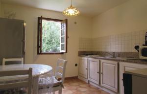 Appartements Nice apartment in Furiani with 2 Bedrooms and WiFi : photos des chambres