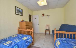 Appartements 2 Bedroom Awesome Apartment In La Tranche Sur Mer : photos des chambres
