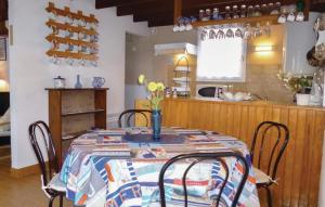 Maisons de vacances Nice home in Anneville sur Mer with 2 Bedrooms : photos des chambres