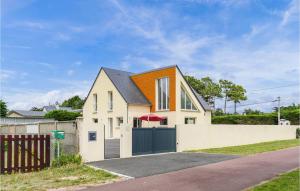 Maisons de vacances Awesome home in St,Germain-Ay-Plage with 3 Bedrooms and WiFi : photos des chambres