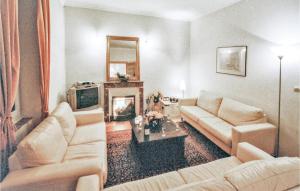 7 Bedroom Stunning Home In Ardentes