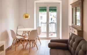 Cozy Apartment In Blanes With Wifi
