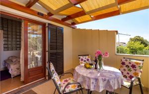 1 Bedroom Nice Apartment In Mandre