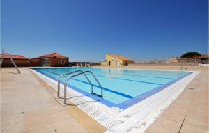 Beautiful Apartment In Le Barcares