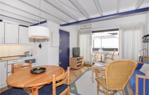 Beautiful Apartment In Le Barcares