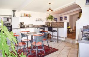 3 Bedroom Nice Home In Santec