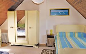 Maisons de vacances Holiday home Kerlouan *VI * : photos des chambres