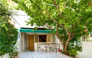 2 Bedroom Amazing Home In Los Alcázares