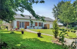 2 Bedroom Cozy Home In Locronan