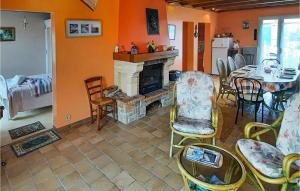 Maisons de vacances Awesome home in La Plaine Sur Mer with 3 Bedrooms : photos des chambres