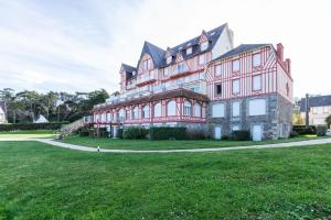 Appartements Castaline : photos des chambres