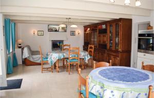 Maisons de vacances Lovely Home In Plevenon Cap Frehel : photos des chambres
