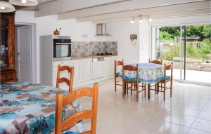 Maisons de vacances Lovely Home In Plevenon Cap Frehel : photos des chambres