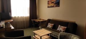 Suite with Gym Access room in Sky High Hotel Airport