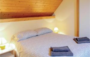 Maisons de vacances Stunning Home In Brucheville With Wifi : photos des chambres